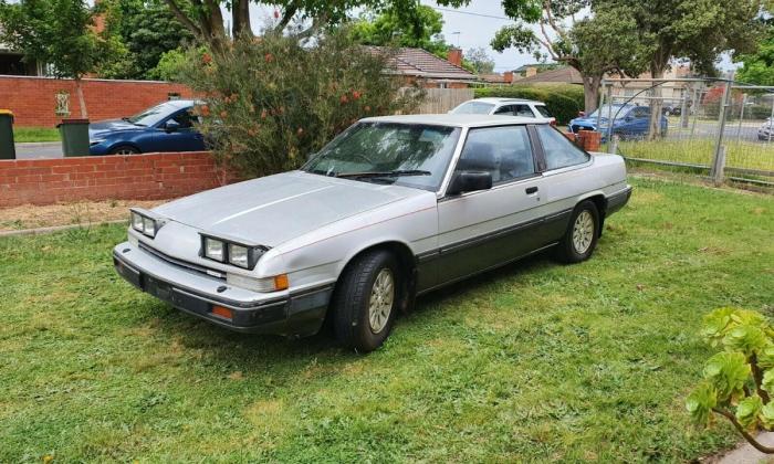 Mazda 929 HB Coupe Australia silver images (1).jpg