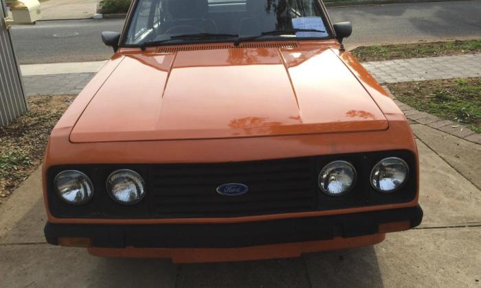 RS2000 Orange Ford Escort (6).jpg