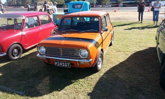 Restored Australian Leyland Mini Clubman GT Cadiz Orange 1972 (1).jpg