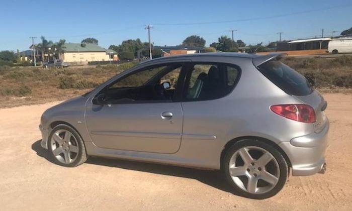 Silver Peugeot 206 GTI 180 Australia images 2021 (5).jpg