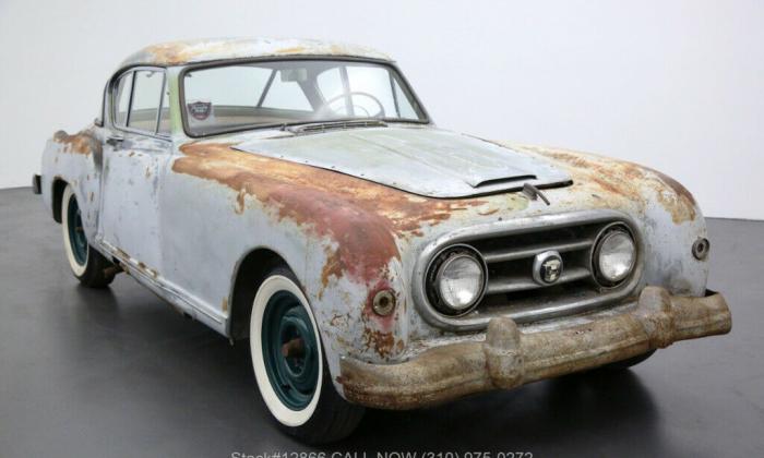 Unrestored 1955 Nash Healey silver USA (2).jpg