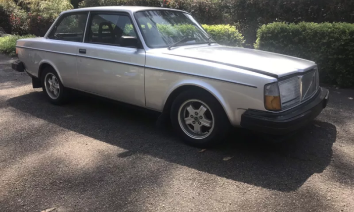 Volvo 242 GT Turbo 1980 with Holden V6 3.8 engine conversion (1).png