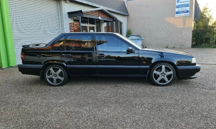 Volvo 850 T5R Turbo sedan Black Australia 1995 (15).png