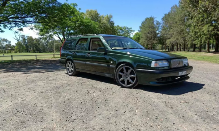 Volvo 850R Wagon Australia green images RHD (2).png