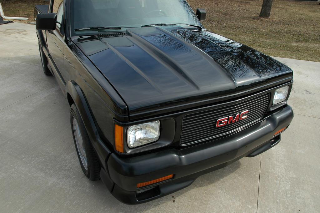 0 1991 Black GMC Syclone pickup number 92 (21).jpg