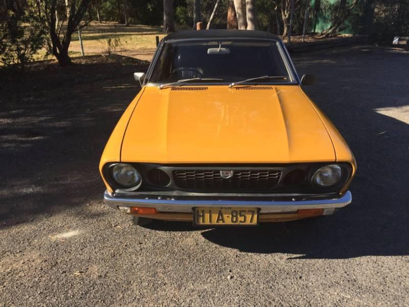 1 1974 Datsun 120Y Coupe fastback orange paint images original (7).JPG