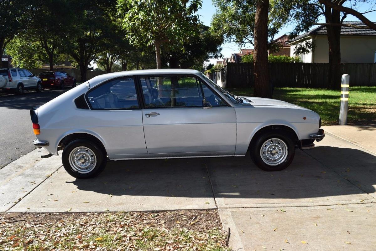 1 1977 Alfa Romeo Alfasud TI 2 door Silver Australia (6).jpg