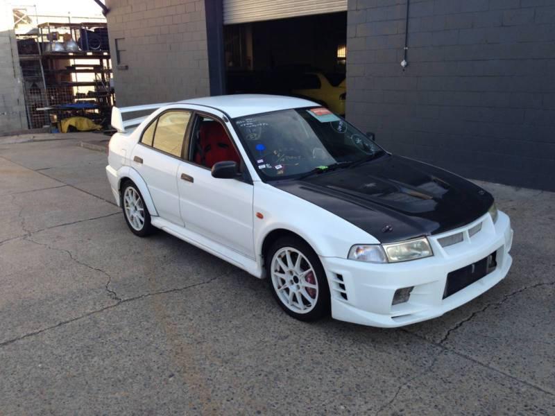 1 2000 Mitsubishi Lancer Evolution Tommi Makinen RS Edition white (13).JPG