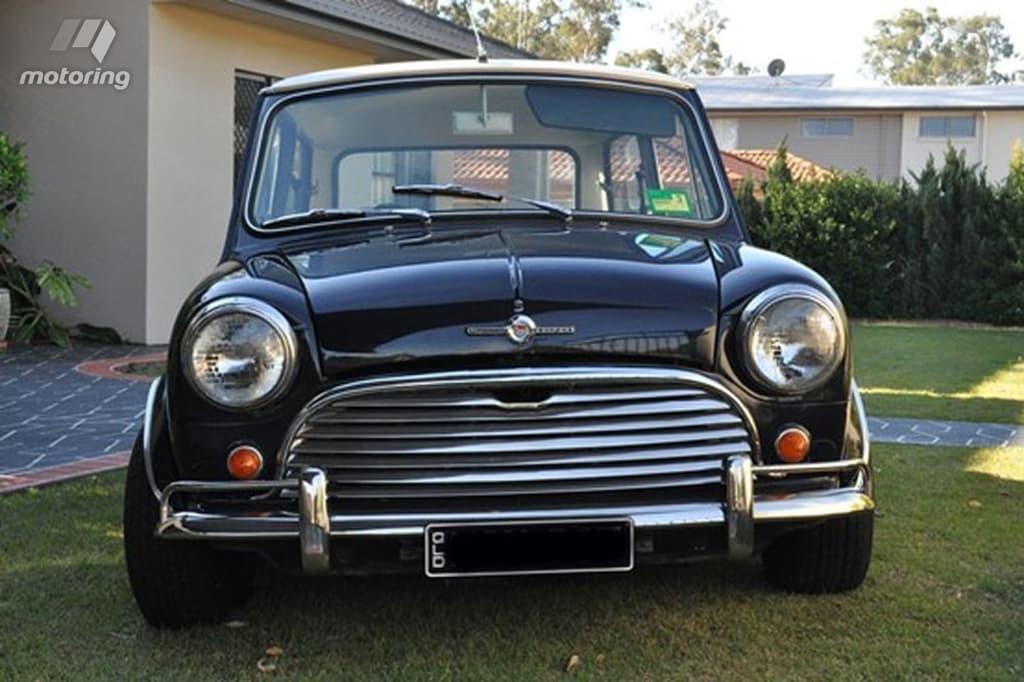 1 Australian Morris Cooper S MK1 Morris Marine Blue Tasmania  (11).jpg