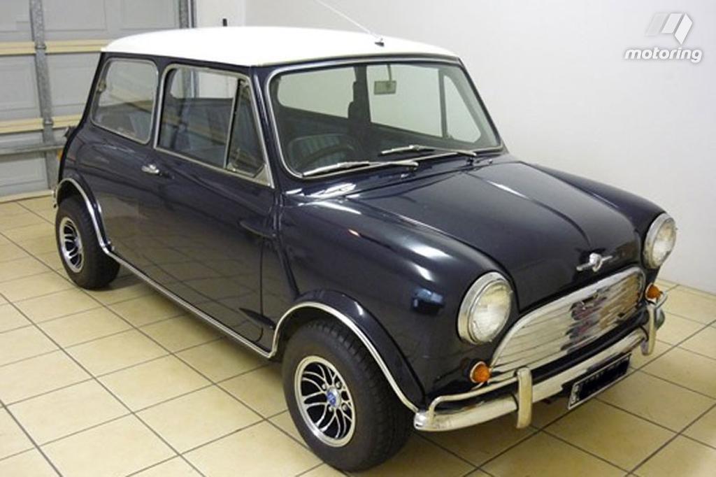 1 Australian Morris Cooper S MK1 Morris Marine Blue Tasmania  (15).jpg