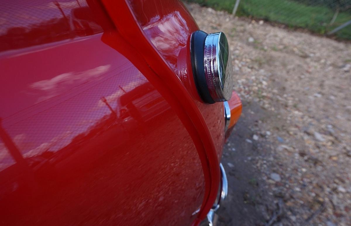 1 Black over Tartan red 1965 Morris Cooper S MK1 British built image (20).jpg