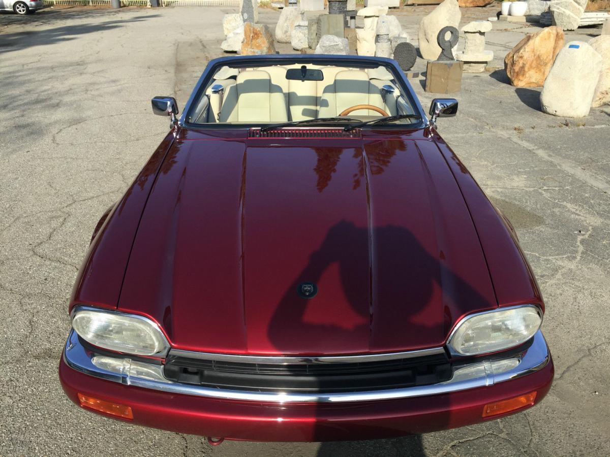 1 Jaguar XJS Celebration Edition Moroccan Red convertible 1996 images (7).jpg