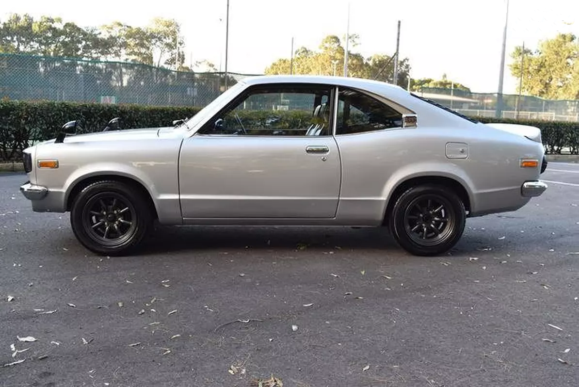 1 Mazda RX3 1977 silver images (11).png