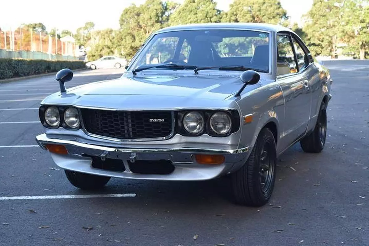 1 Mazda RX3 1977 silver images (16).png