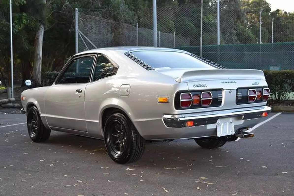 1 Mazda RX3 1977 silver images (9).png