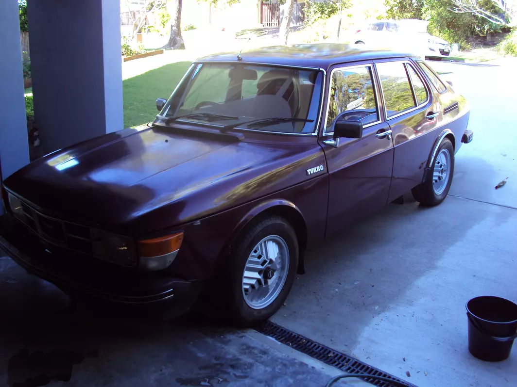 1 Saab 99 Turbo 1978 sedan 5 door (12).png