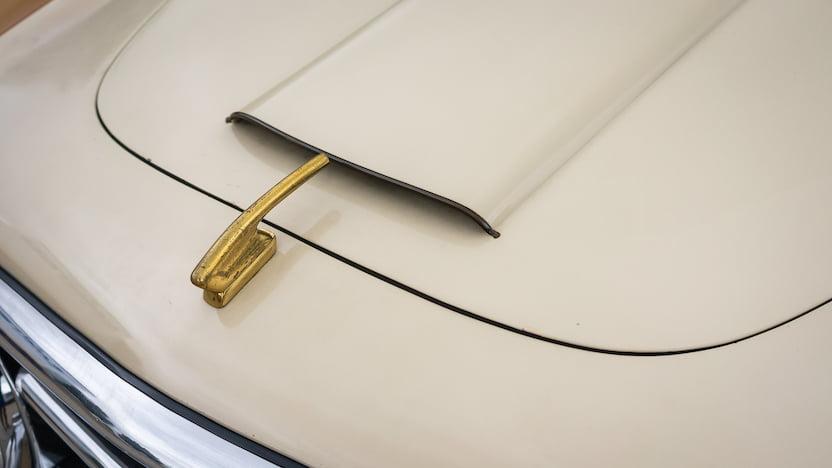 1953 Nash Healey Le Mans Coupe white on Gold paint images (12).jpg