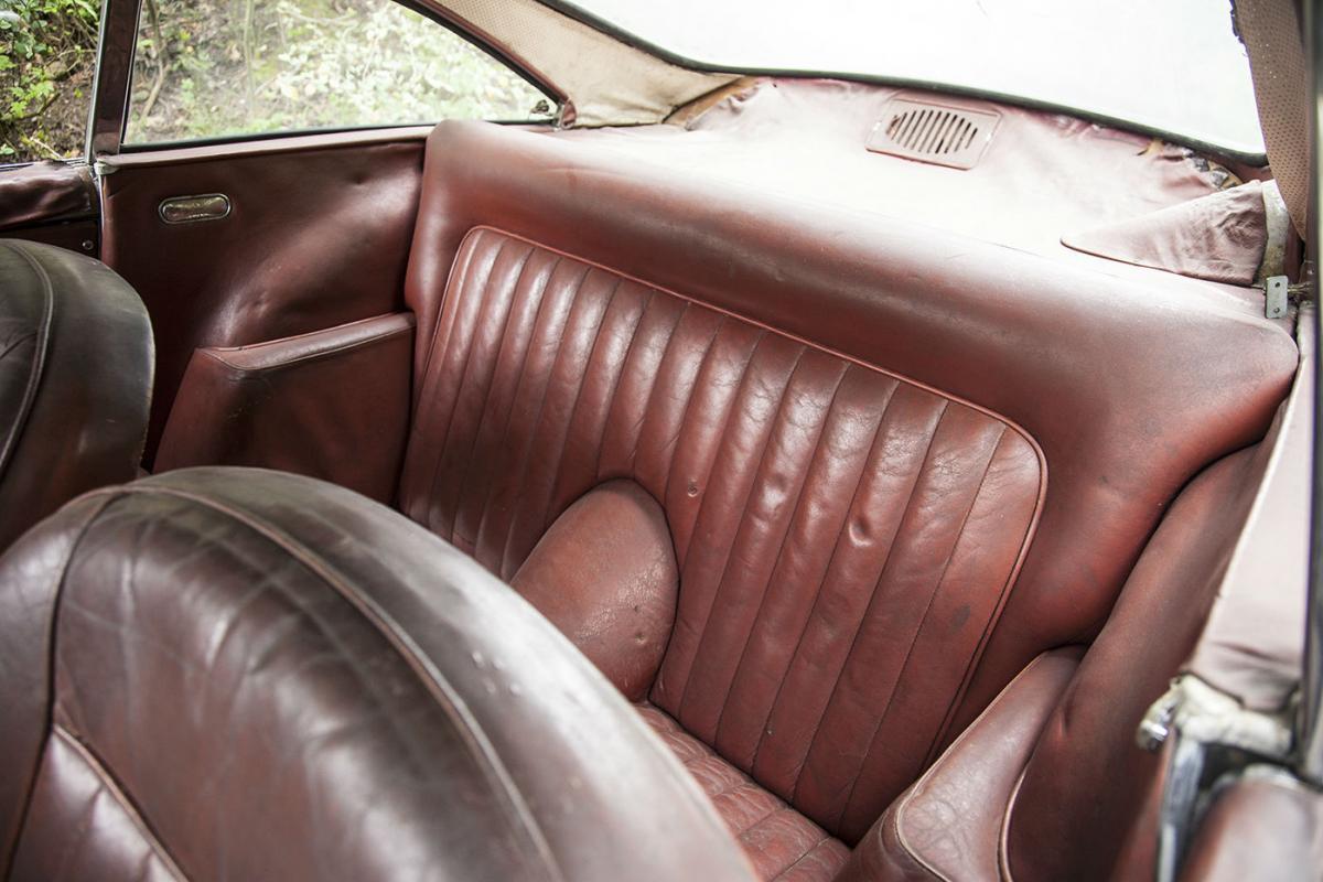 1959 DB4 Astin Matrin Series 1 Rear seats and parcel shelf.jpg