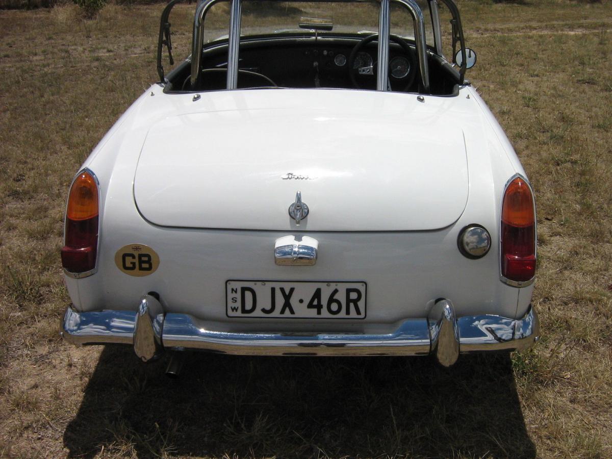 1962 Austin Healey Sprite tail lights.jpg