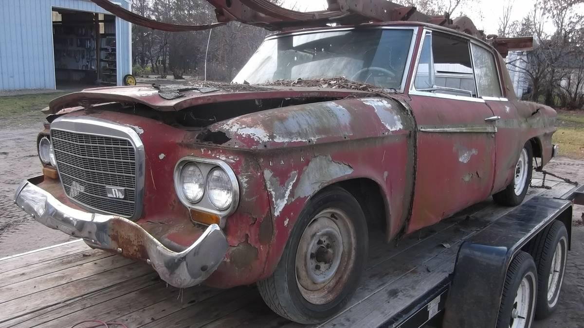 1963 Studabaker Lark Daytona hardtop red images wreck unrestored (4).jpg