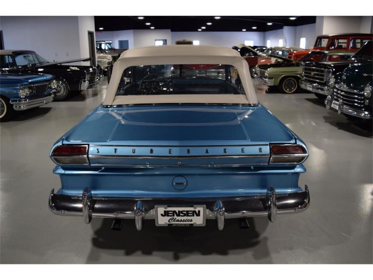 1964 STudebaker Daytoina convertible light blue with white roof (16).jpg