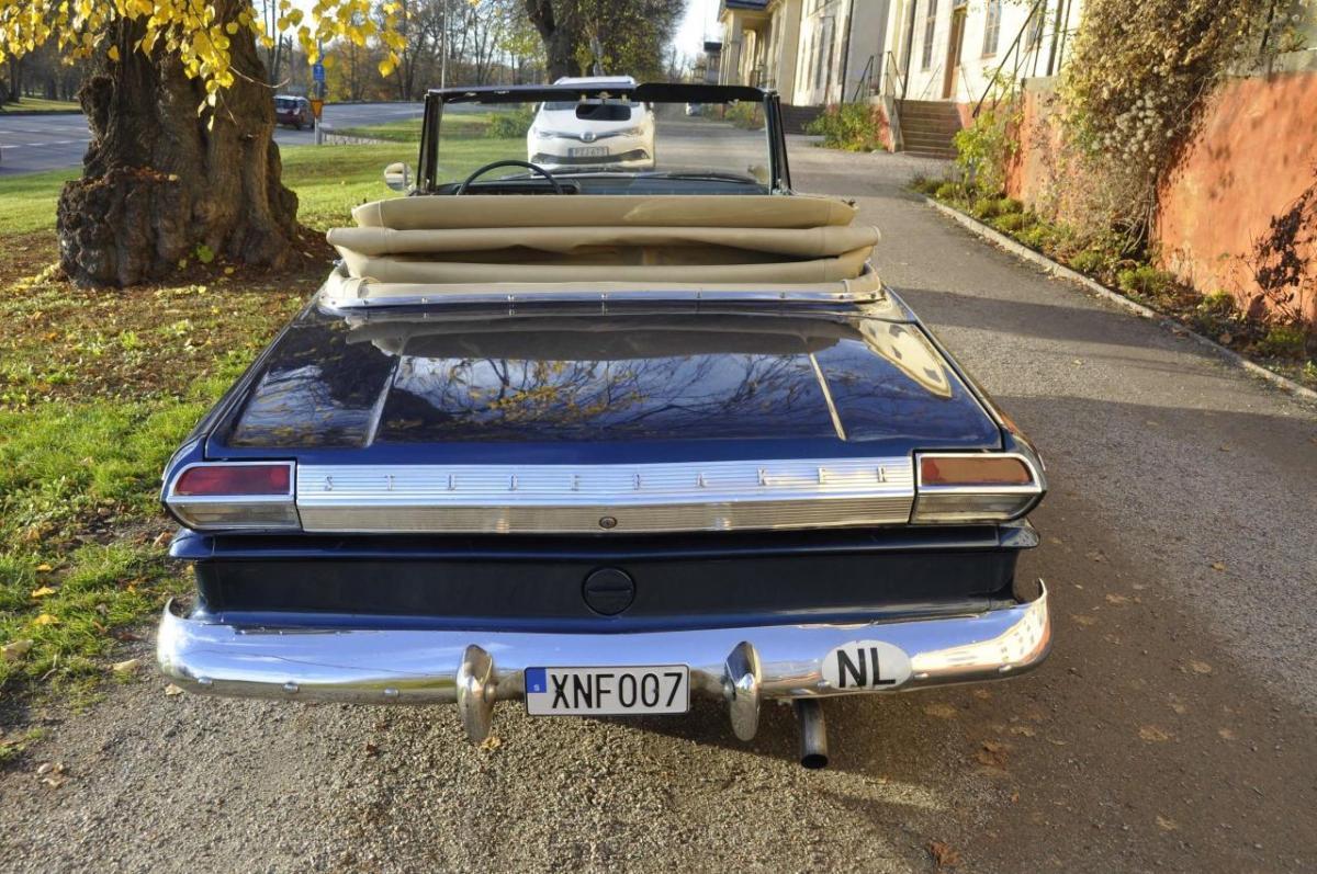 1964 STudebaker Daytona convertible blue (2).jpg