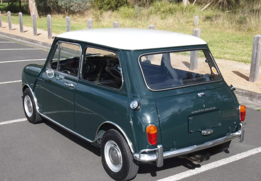 1965 MK1 Australian Cooper S BRG early car (6).png