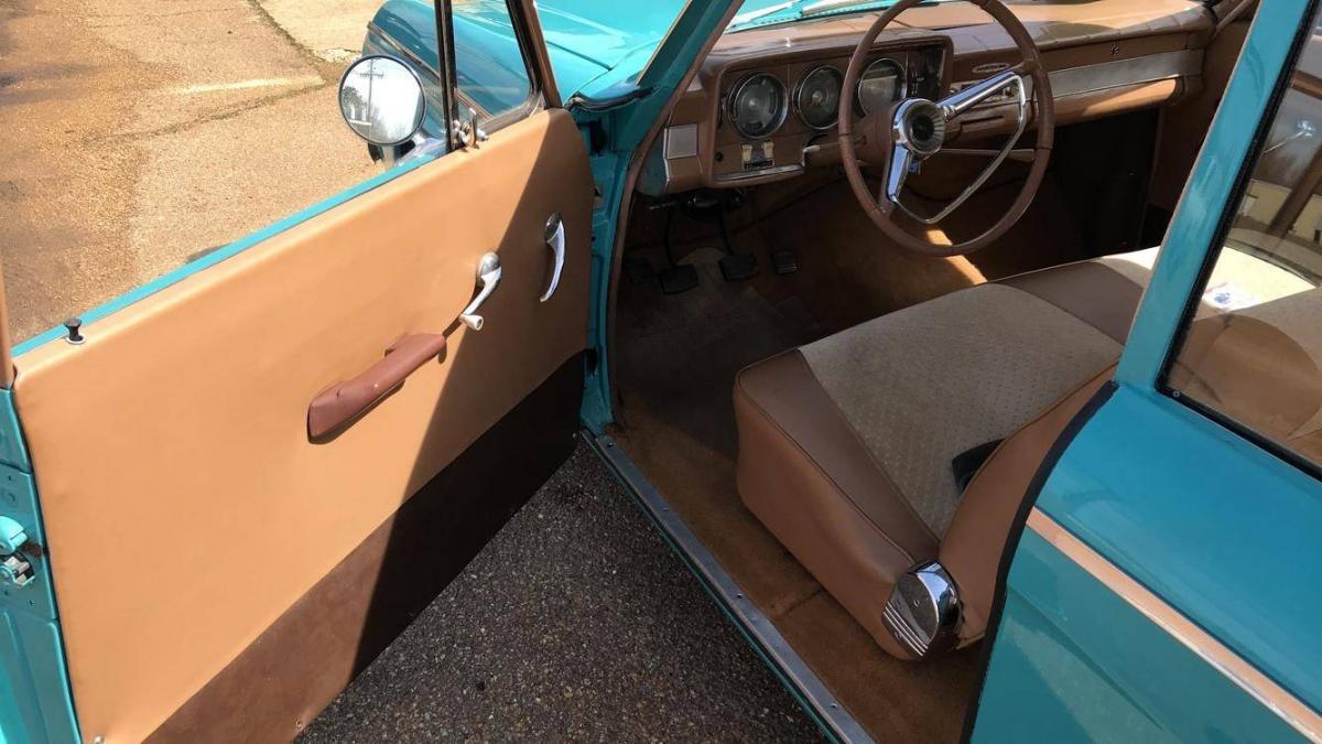 1965 Studebaker Commander 2 door tahitian turquoise images 2019 (5).jpg