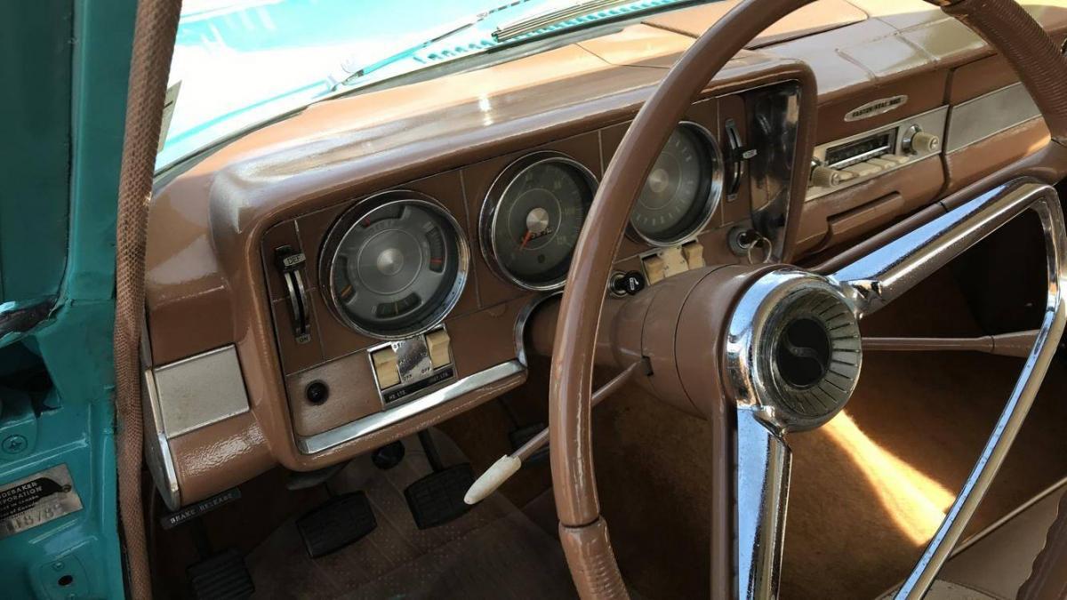 1965 Studebaker Commander 2 door tahitian turquoise images 2019 (8).jpg