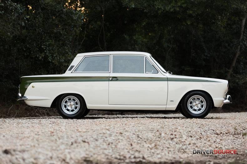 1966 Ford Lotus Cortina MK1 fully restored images (6).jpg