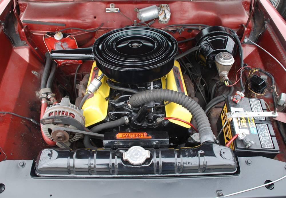 1966 Studebaker Daytona Sport Sedan V8 red white roof (10) VY engine bay thunderbolt v8.jpg