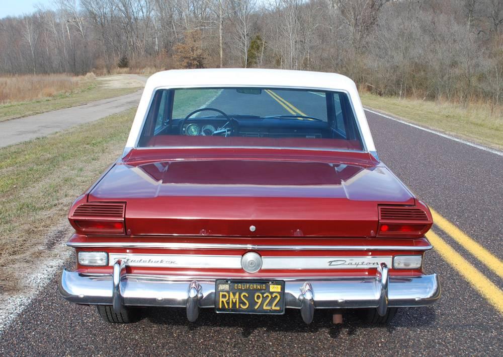 1966 Studebaker Daytona Sport Sedan V8 red white roof (13).jpg