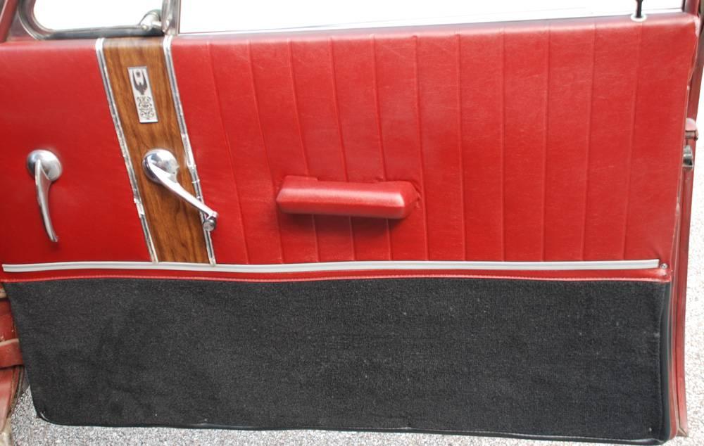 1966 Studebaker Daytona Sport Sedan V8 red white roof (39) interior.jpg