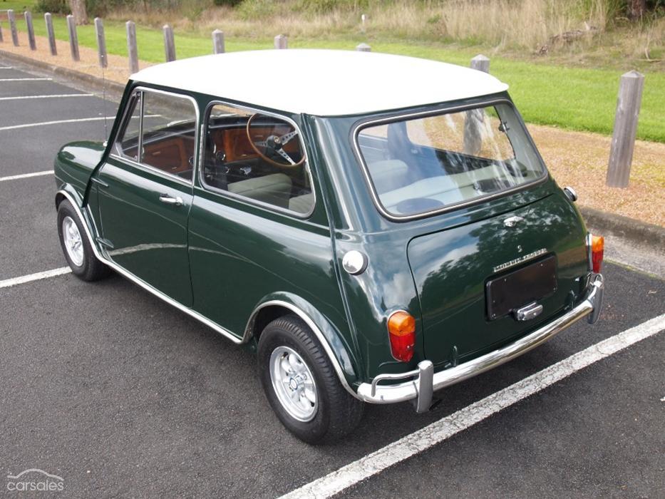 1966 toga white over BRG MK1 Cooper S Mini Australia (2).jpg