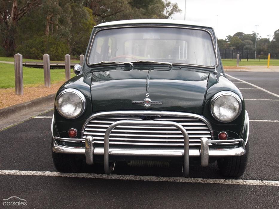 1966 toga white over BRG MK1 Cooper S Mini Australia (4).jpg