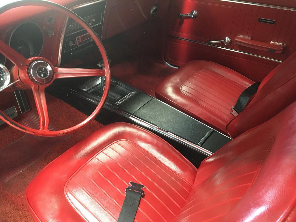 1967 Chevy Camero front seats.jpg