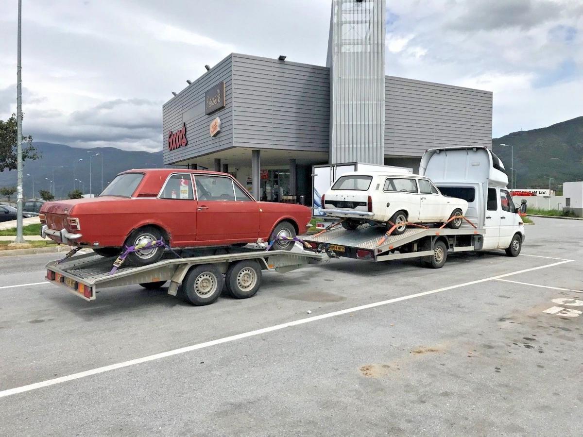 1967 Ford Cortina 1500 GT coupe manual burgundy UK (11).jpg