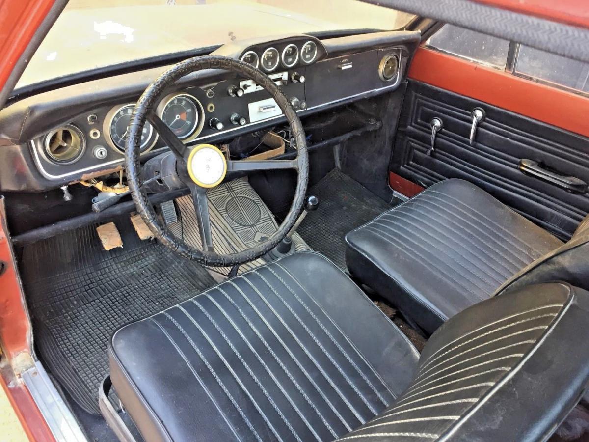 1967 Ford Cortina 1500 GT coupe manual burgundy UK (6).jpg