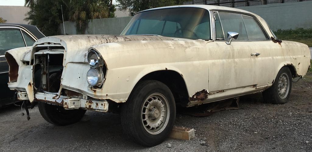 1967 Mercedes 250SE Coupe sunroof white unrestored (2).jpg