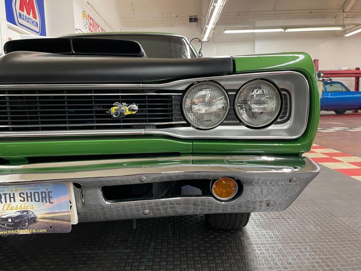 1968 440ci A12 genuine Dodge Coronet Super Bee Green (15).jpg