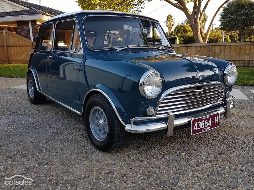 1968 MK1 Morris Cooper S Indigo Blue 2018 Classic Register (6).png