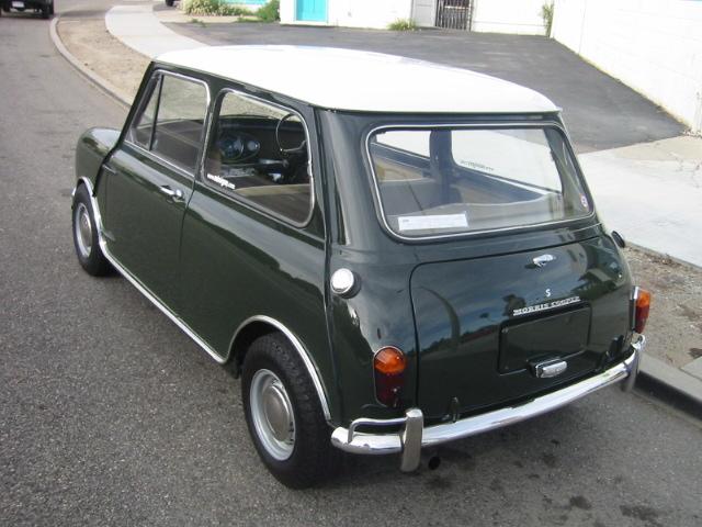 1968 Mk1 Morris cooper S lake green (2).jpeg