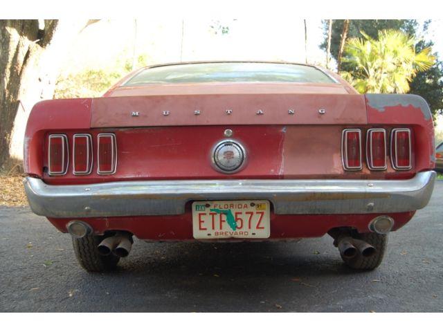 1969 Ford Mustang Mach 1 - Candy Apple Red auction 12.JPG