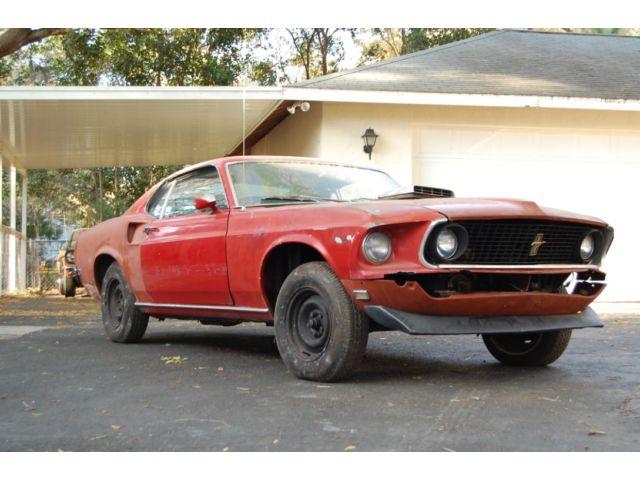 1969 Ford Mustang Mach 1 - Candy Apple Red auction 2.JPG