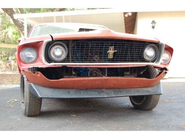 1969 Ford Mustang Mach 1 - Candy Apple Red auction 4.JPG
