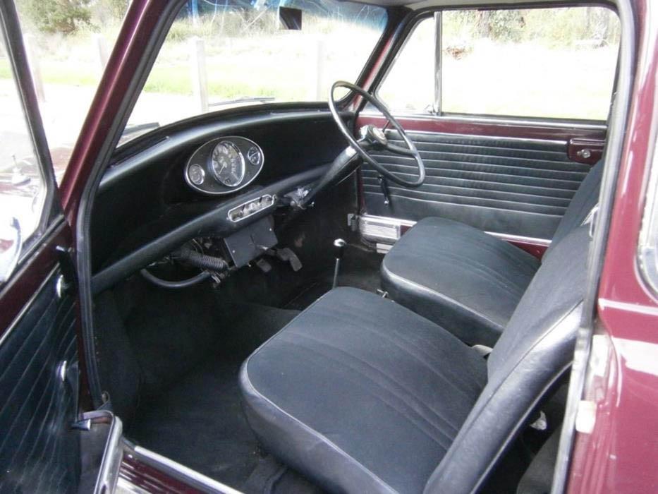 1969 MK1 Cooper S black interior classic register (5).jpg