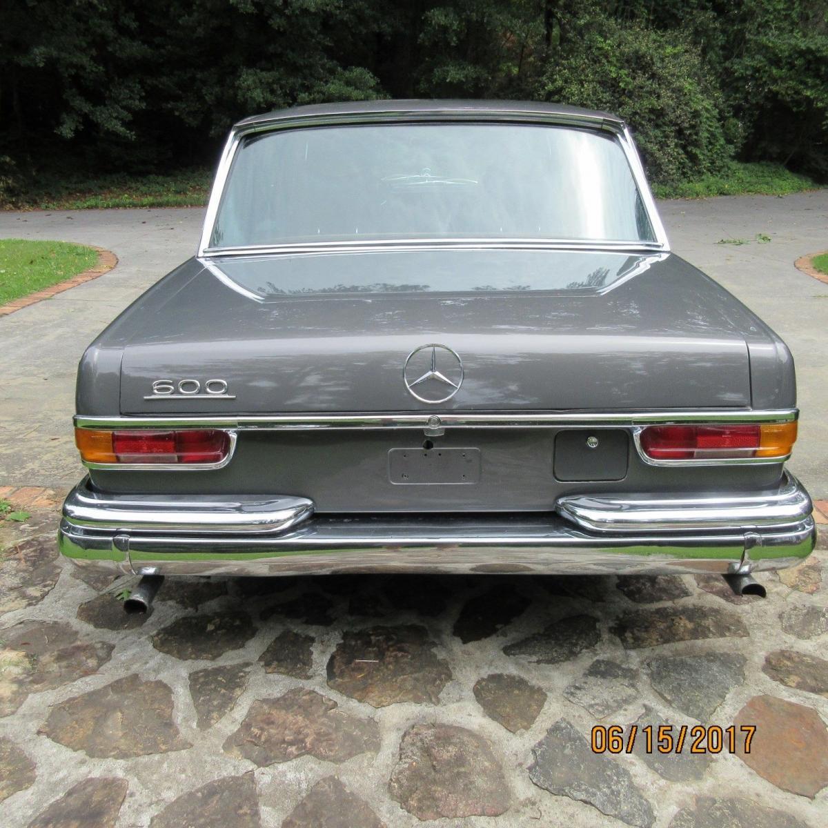 1969 Mercedes 600 Pullman Grosser Limousine Grey short wheelbase SWB (19).jpg