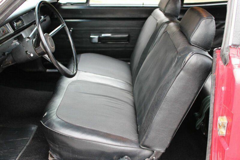 1969 Plymouth Road Runner front seats.jpg