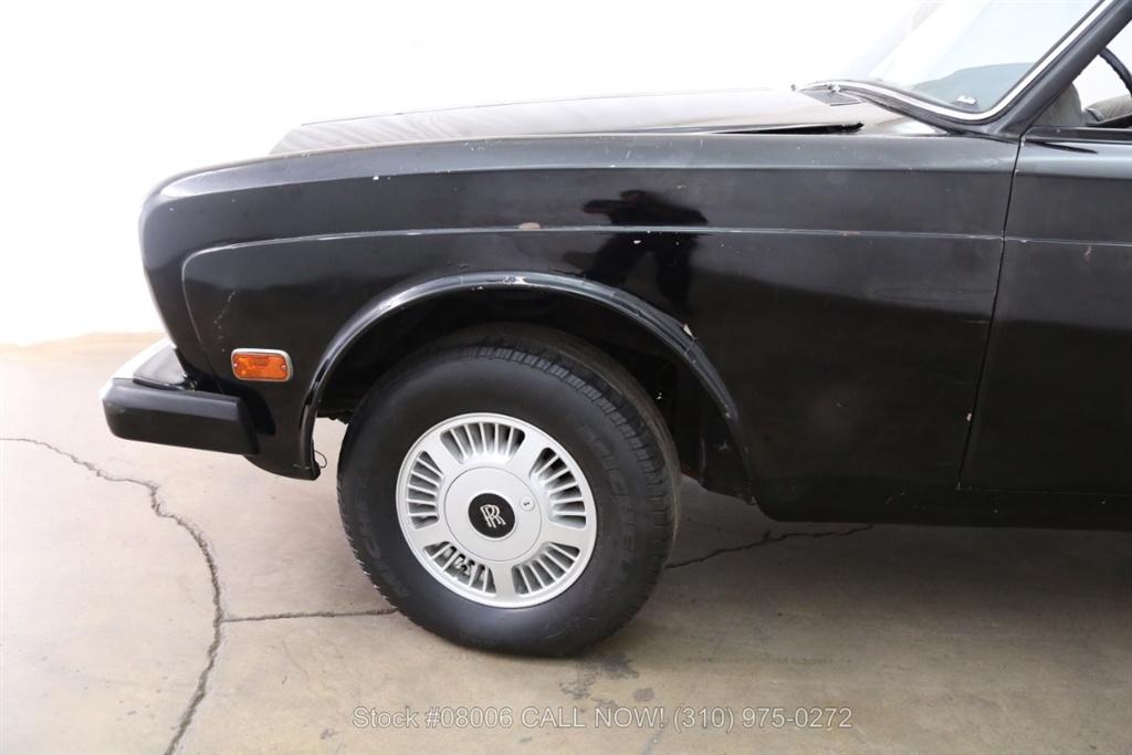 1969 Rolls Royce Corniche convertible unrestored black paint images (13).jpg