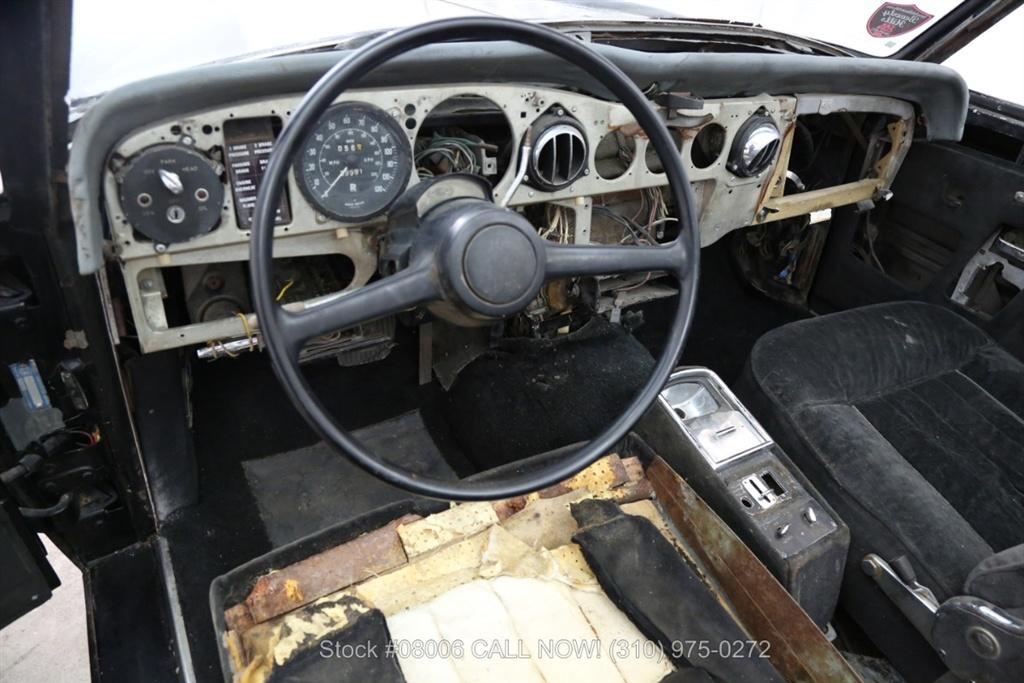 1969 Rolls Royce Corniche convertible unrestored black paint images (20).jpg